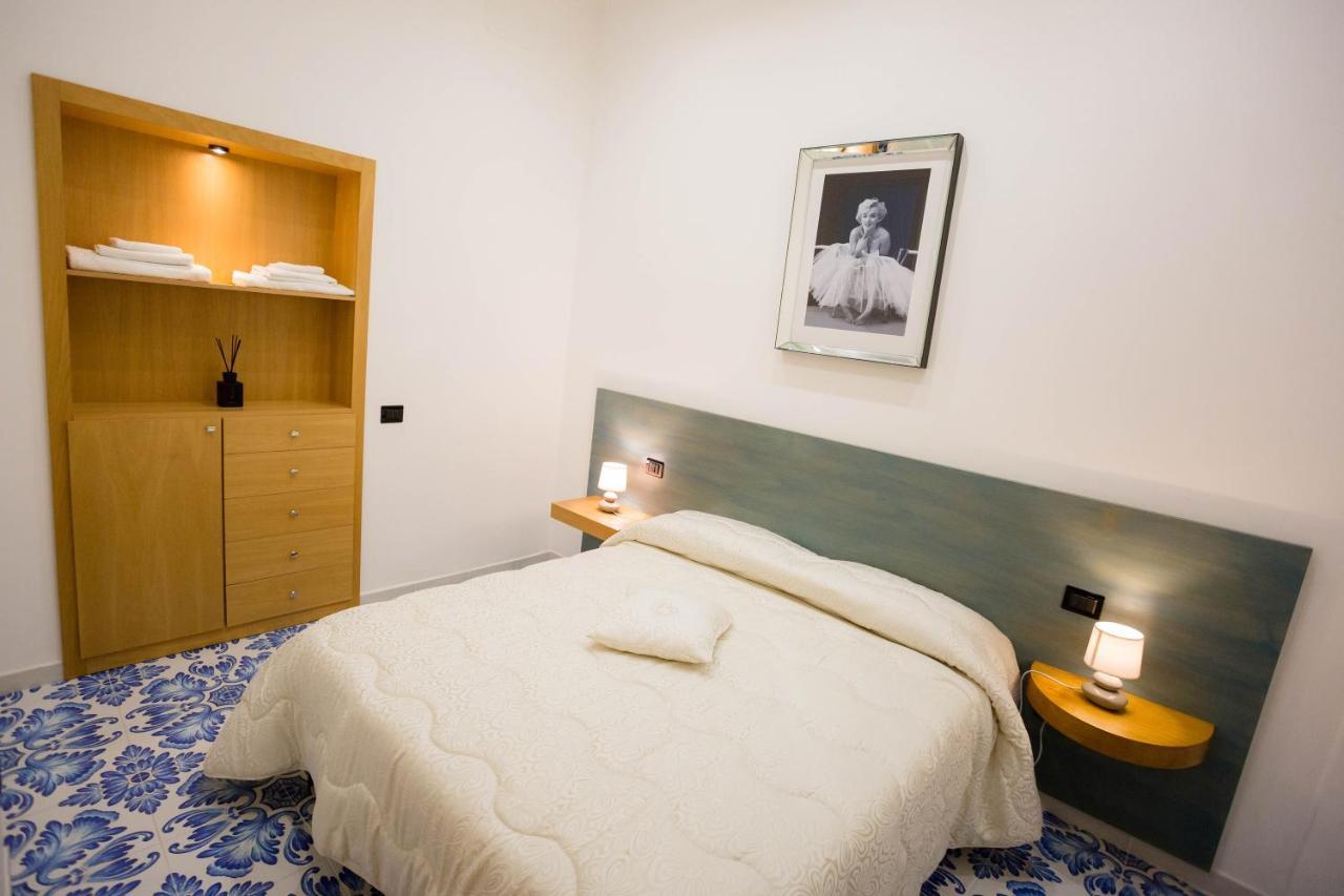 Palazzo De Gregorio Apartment Pompei SantʼAntonio Abate Екстериор снимка