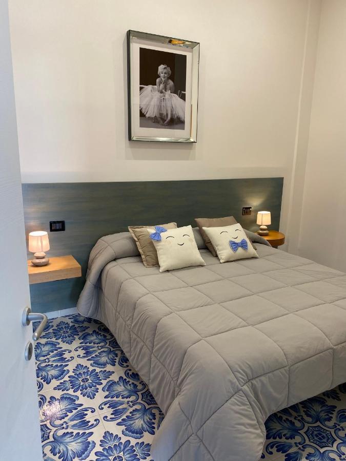 Palazzo De Gregorio Apartment Pompei SantʼAntonio Abate Екстериор снимка