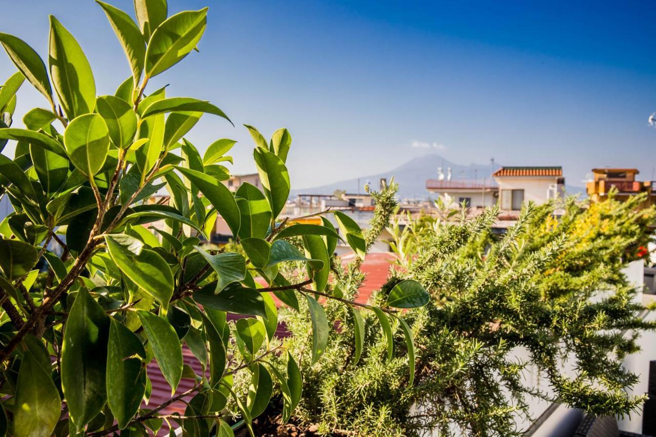 Palazzo De Gregorio Apartment Pompei SantʼAntonio Abate Екстериор снимка
