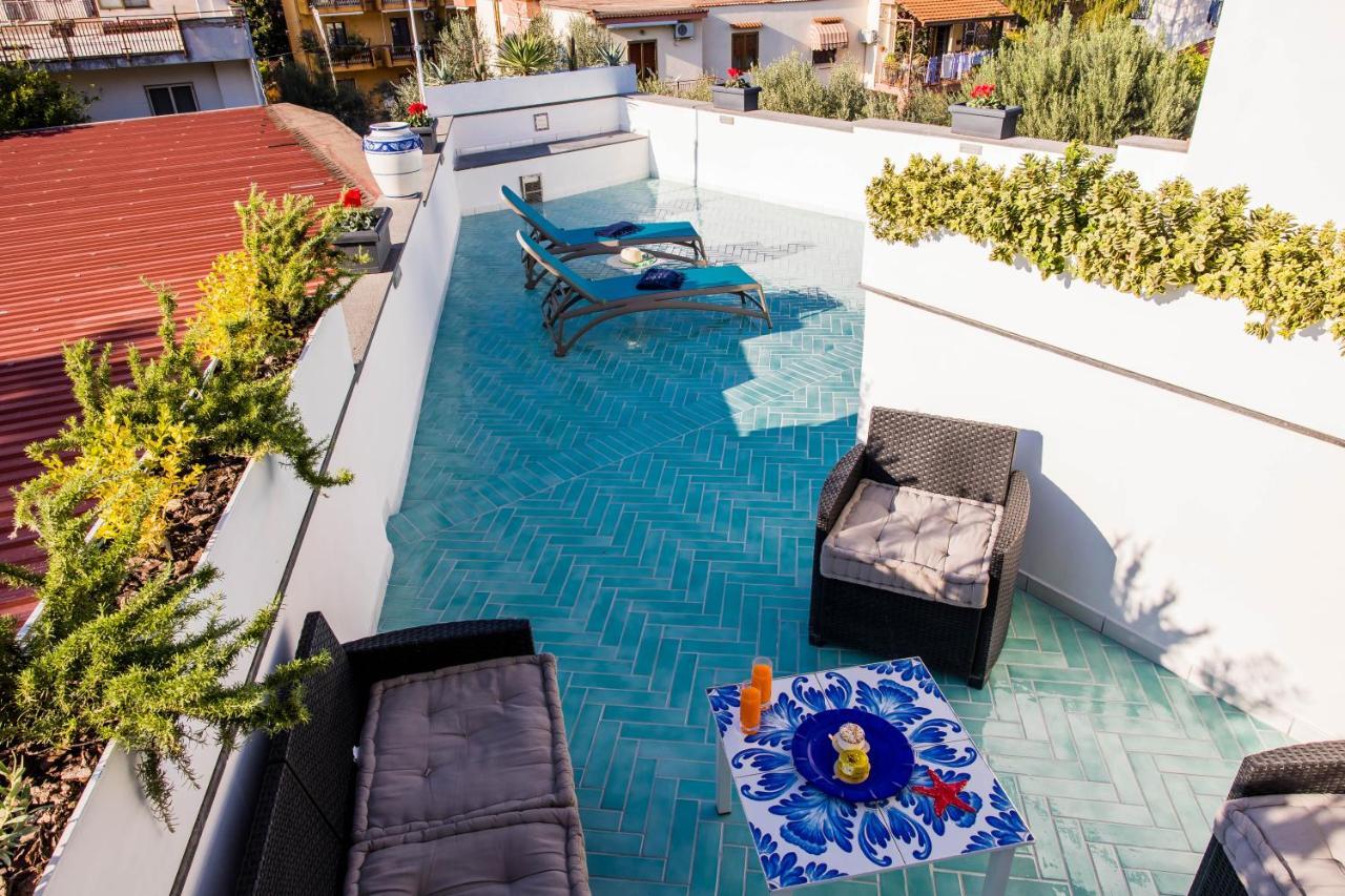 Palazzo De Gregorio Apartment Pompei SantʼAntonio Abate Екстериор снимка